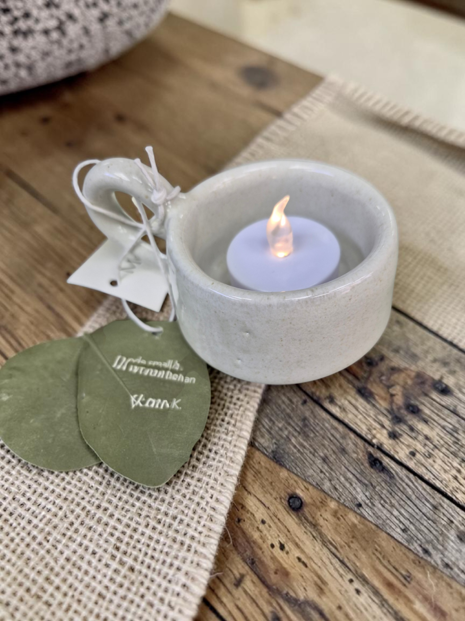 HAND CRAFTED TEA LIIGHT HOLDER